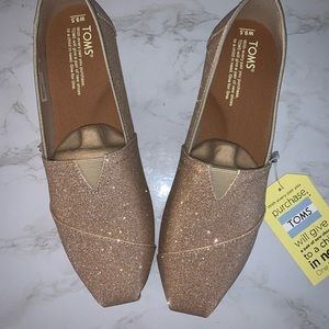 Toms silver/ gold sparkle flats size 9.5